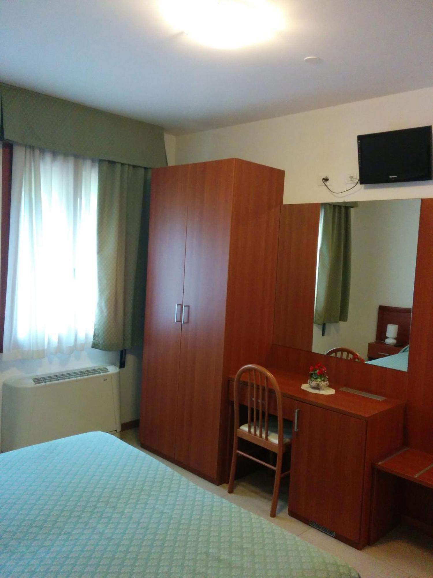 Agriturismo la Chioccia Campagna Lupia Habitación foto